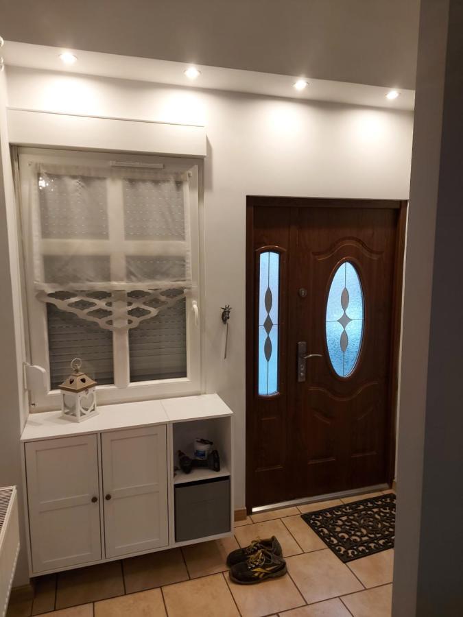 Apartament Przy Ratuszu Boguszów-Gorce Esterno foto